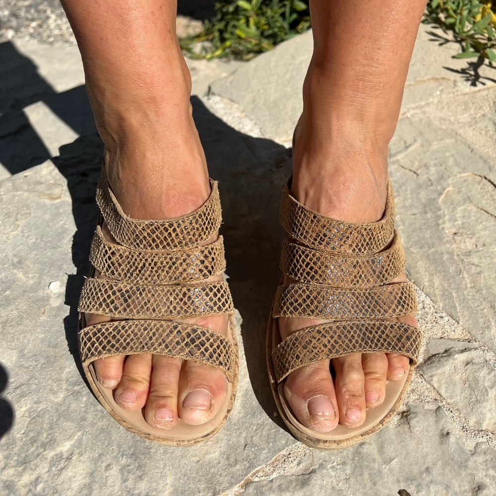 Cushiony Cork Wedge Espadrilles
